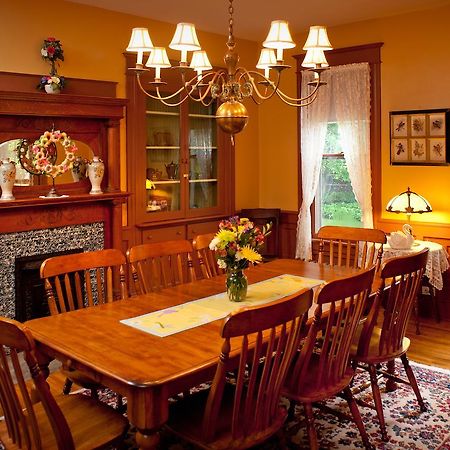 Bed and Breakfast The Historic Morris Harvey House Fayetteville Exteriér fotografie